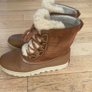 Sorel Brown and Cream Winter Boots EUC